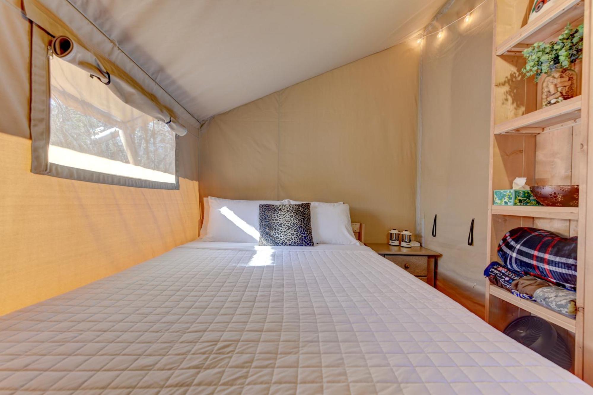 12 Fires Luxury Glamping With Heating #1 Hotel Johnson City Buitenkant foto