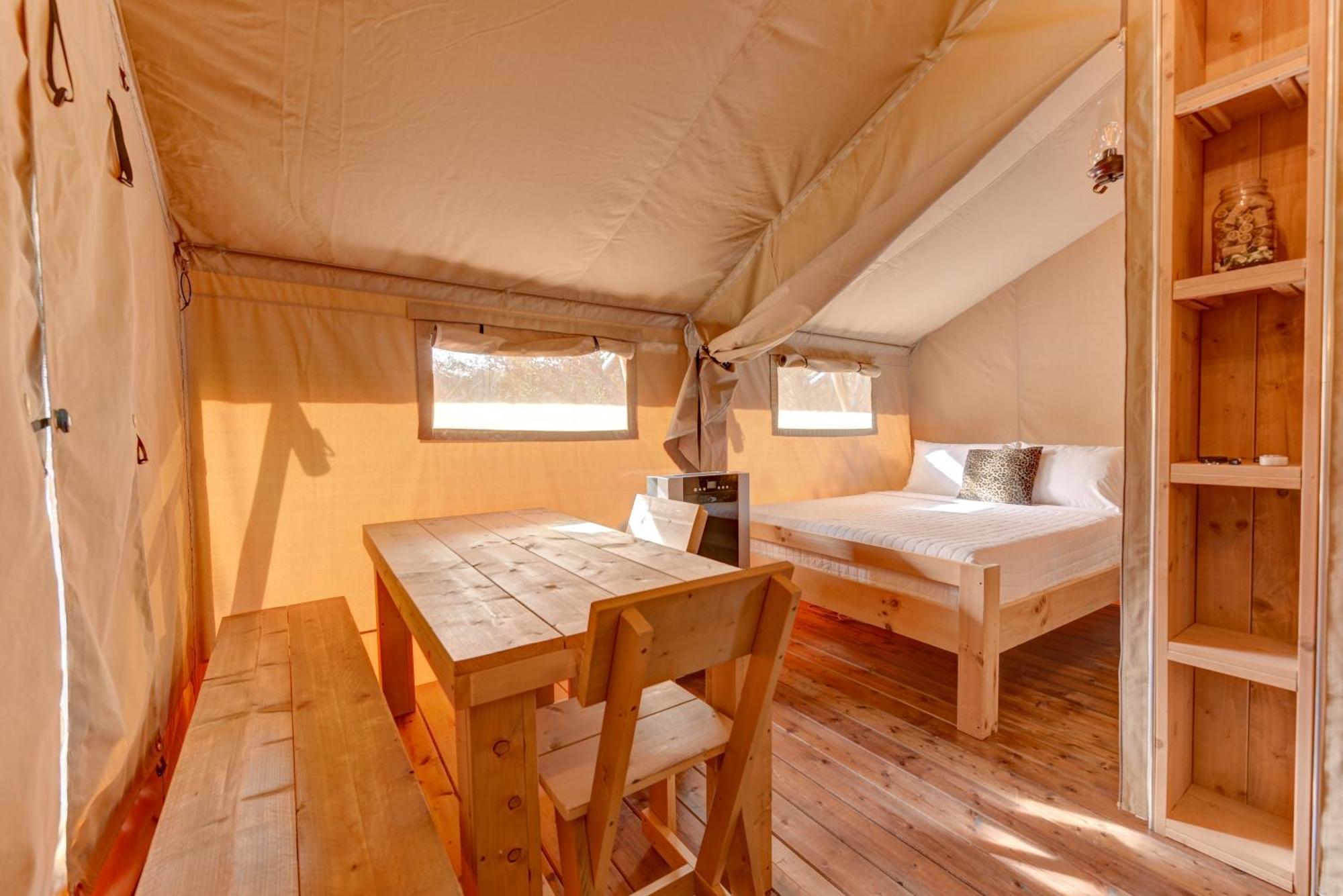 12 Fires Luxury Glamping With Heating #1 Hotel Johnson City Buitenkant foto