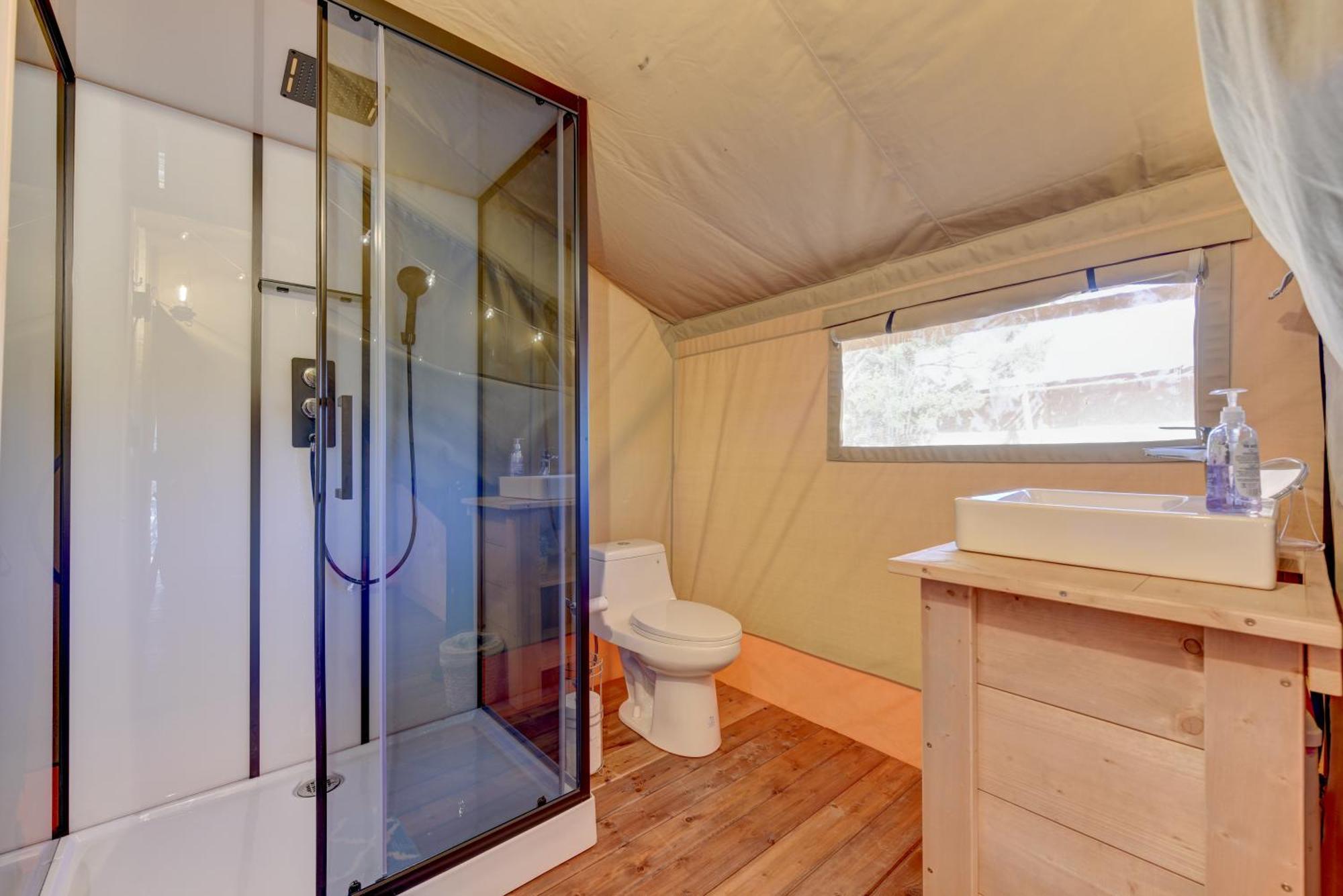 12 Fires Luxury Glamping With Heating #1 Hotel Johnson City Buitenkant foto